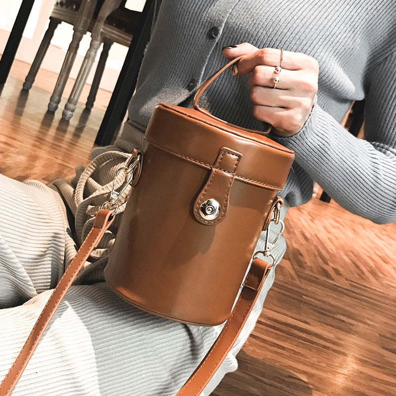 IELGY Bucket bag handbag lock cylinder bag lady shoulder bag
