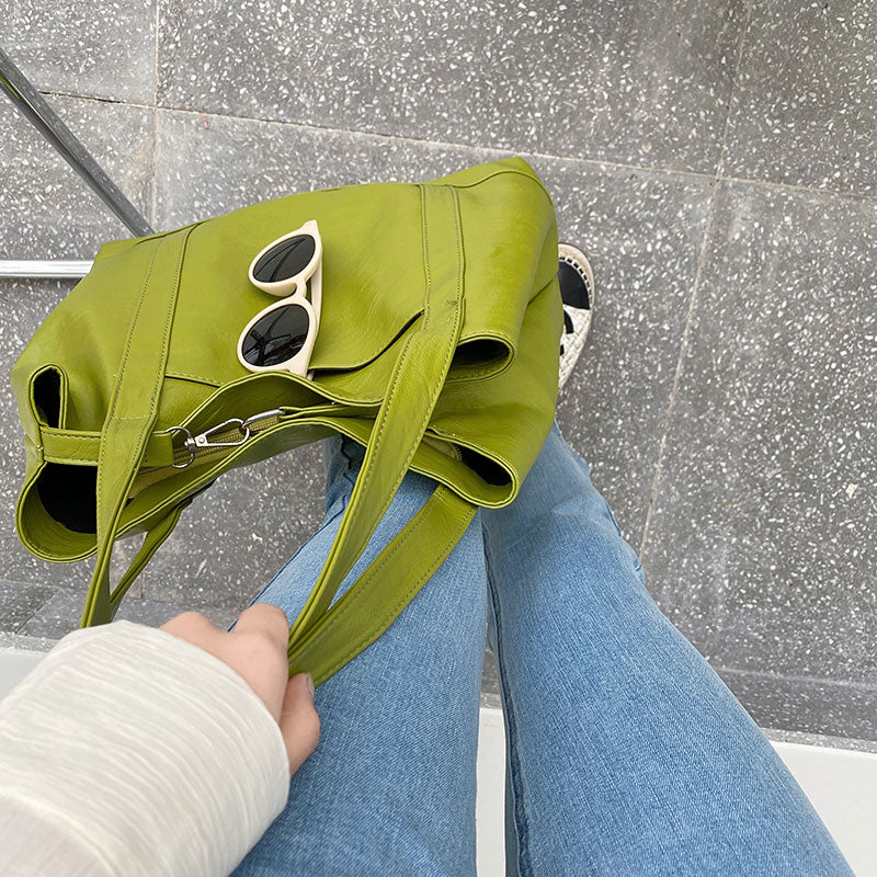 IELGY large capacity bag female tote bag simple all-match single shoulder bag