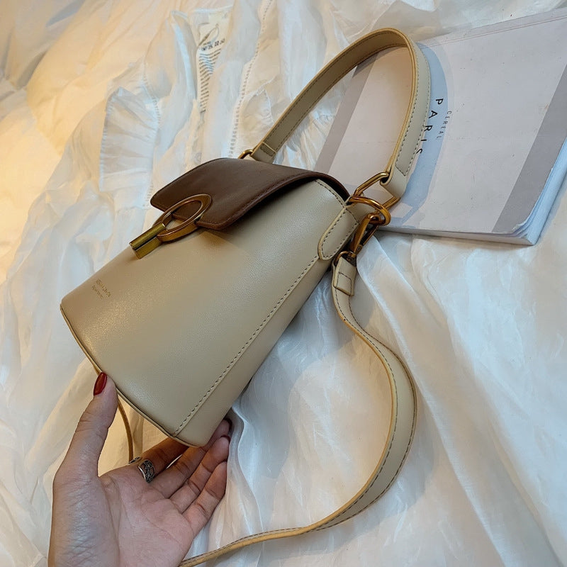 IELGY Contrast Shoulder Bag Korean Large Capacity Messenger Bucket
