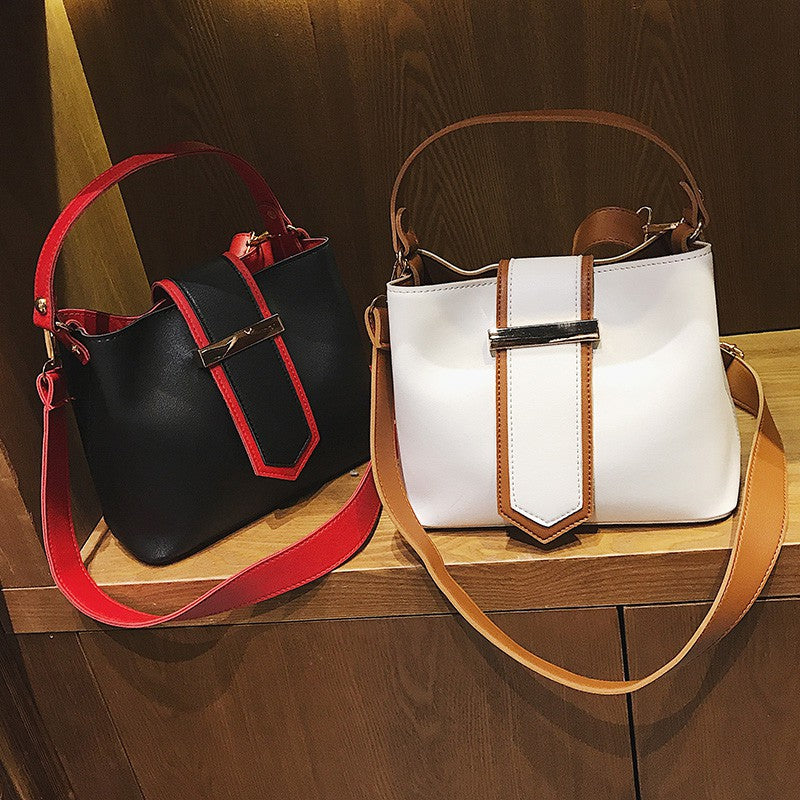 IELGY New portable bucket bag handbag shoulder bag Messenger bag