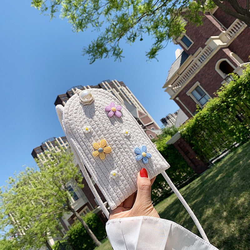 IELGY Customized summer straw weaving ins small flower weaving mobile phone diy handmade shoulder bag women