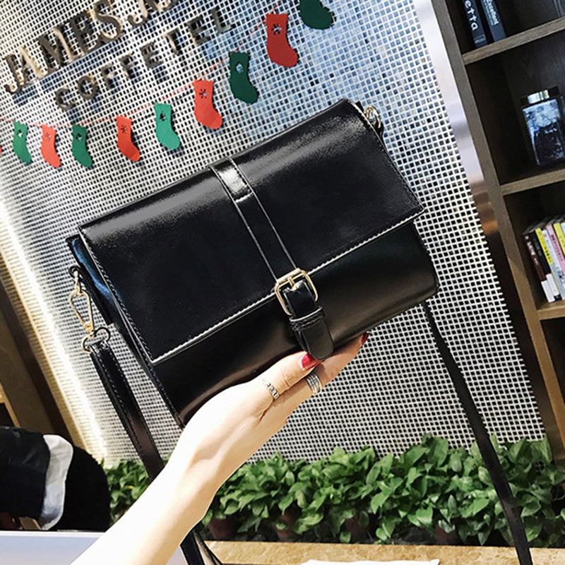 IELGY Korean version of solid color simple retro messenger small square bag