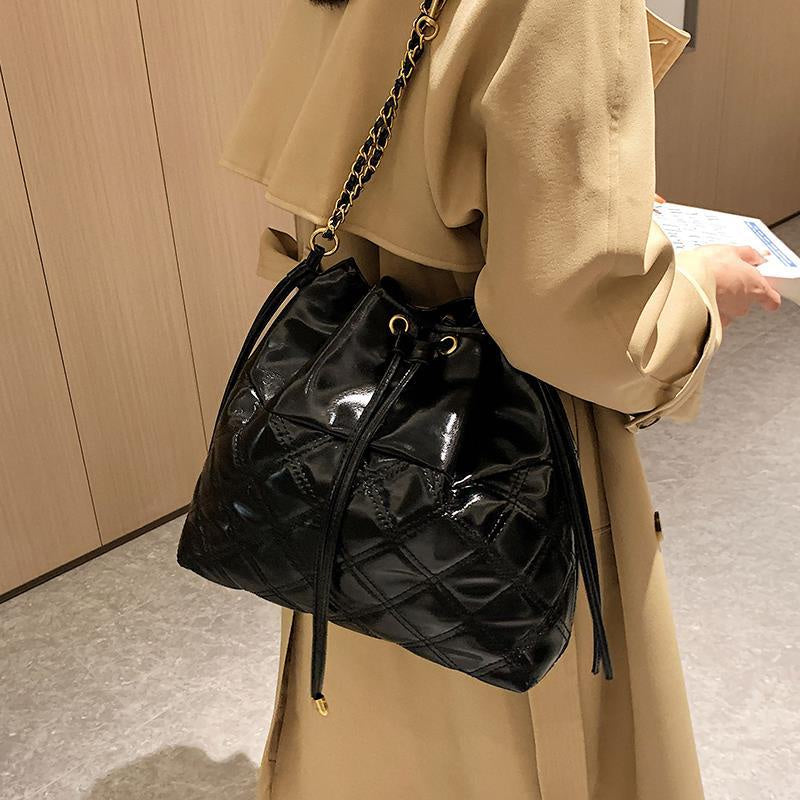 IELGY women's diamond all match chain messenger bucket bag