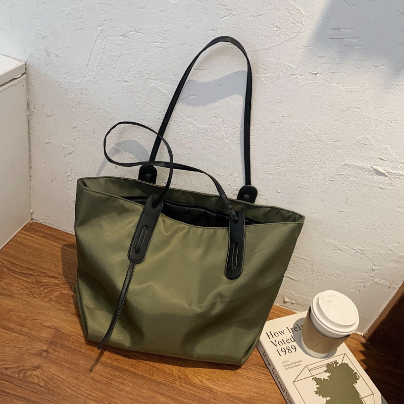 IELGY reinforced shoulder strap Large capacity shoulder bag big bag trend fashion nylon European and American retro handbag tote bag
