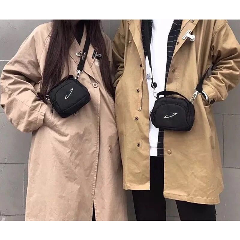 IELGY Diagonal canvas bag fashion messenger bag