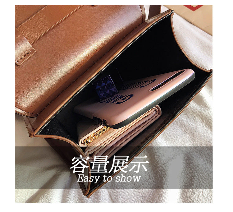 IELGY Retro messenger bag Hong Kong style all-match square bag Korean version of simple solid color large capacity single shoulder