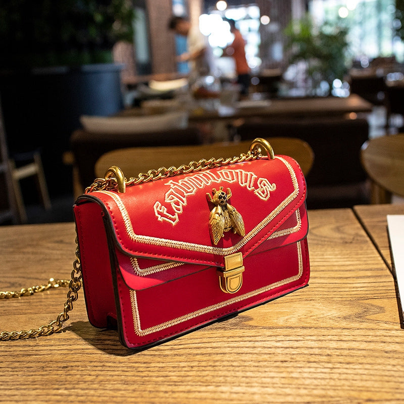 IELGY Bee handbags new fashion chain bag retro Messenger bag