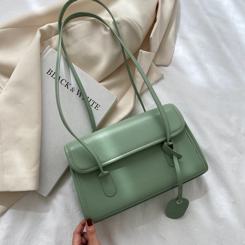 IELGY shoulder bag fashion simple black handbag retro big bag