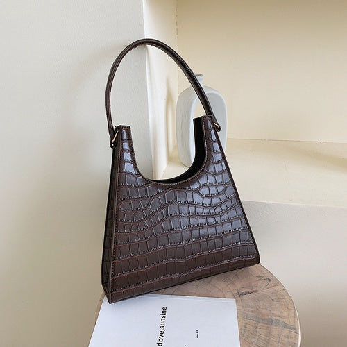 IELGY Vintage crocodile style single shoulder bag