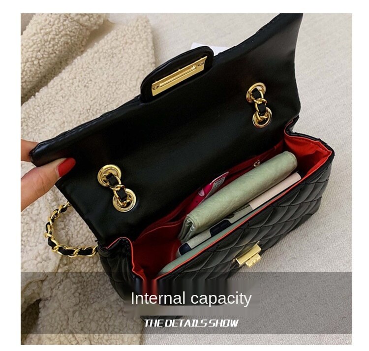 IELGY White commuter soft surface chain Women's messenger bag, all-match solid color fashion one shoulder