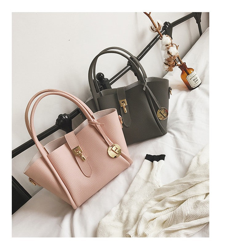 IELGY New Litchi pattern lock handbags