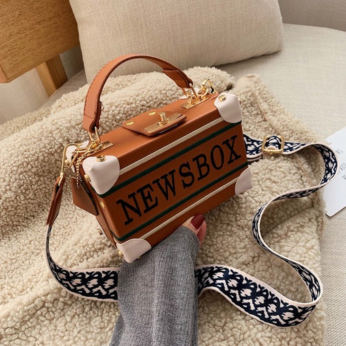 IELGY Autumn And Winter Bag Women Trendy Korean Version Of The Wild Crossbody Western Fashion Handle Box Bag