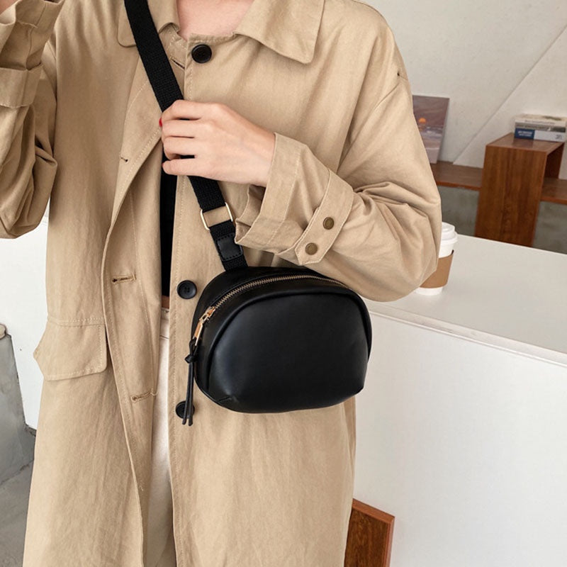 IELGY broadband Popular high-end oval smooth zipper woman's cute crossbody bag versatile one-shoulder