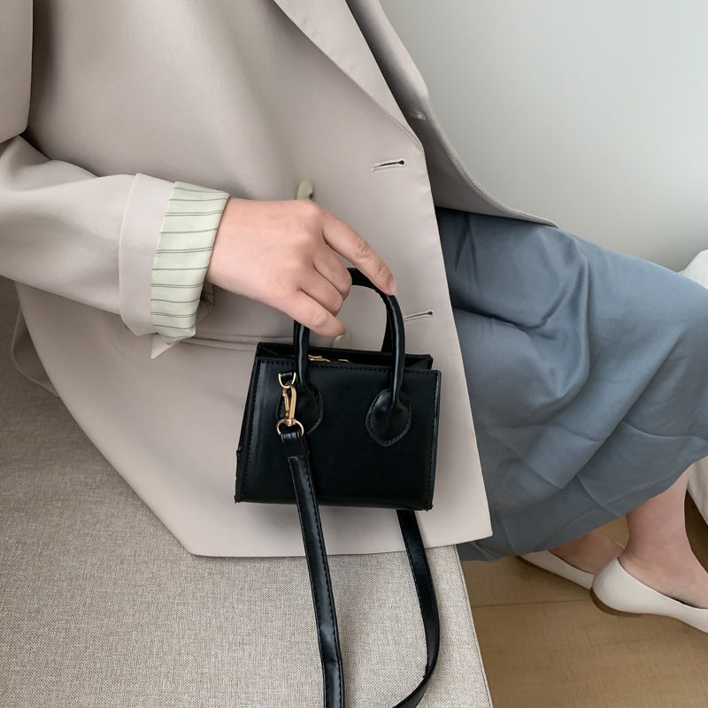 Korean fashion small square shoulder cross-bag for women