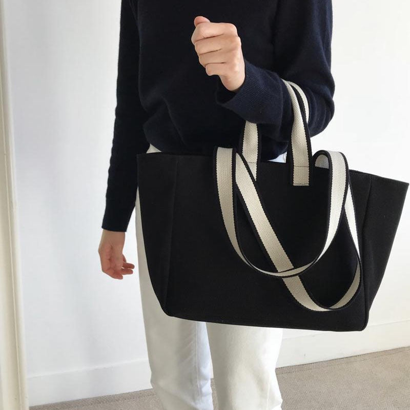 IELGY Women's bag versatile large capacity black fashionable one shoulder simple casual portable canvas