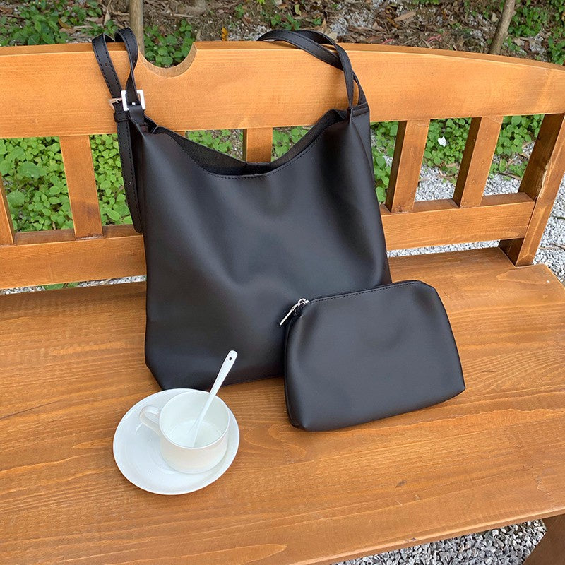 IELGY Tote bag Korean version of ulzzang handbags shoulder bag large capacity high sense