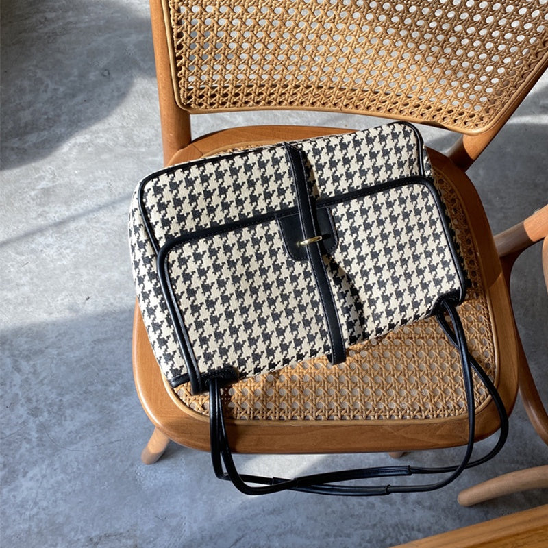 IELGY Korean retro one-shoulder small square bag lattice flap