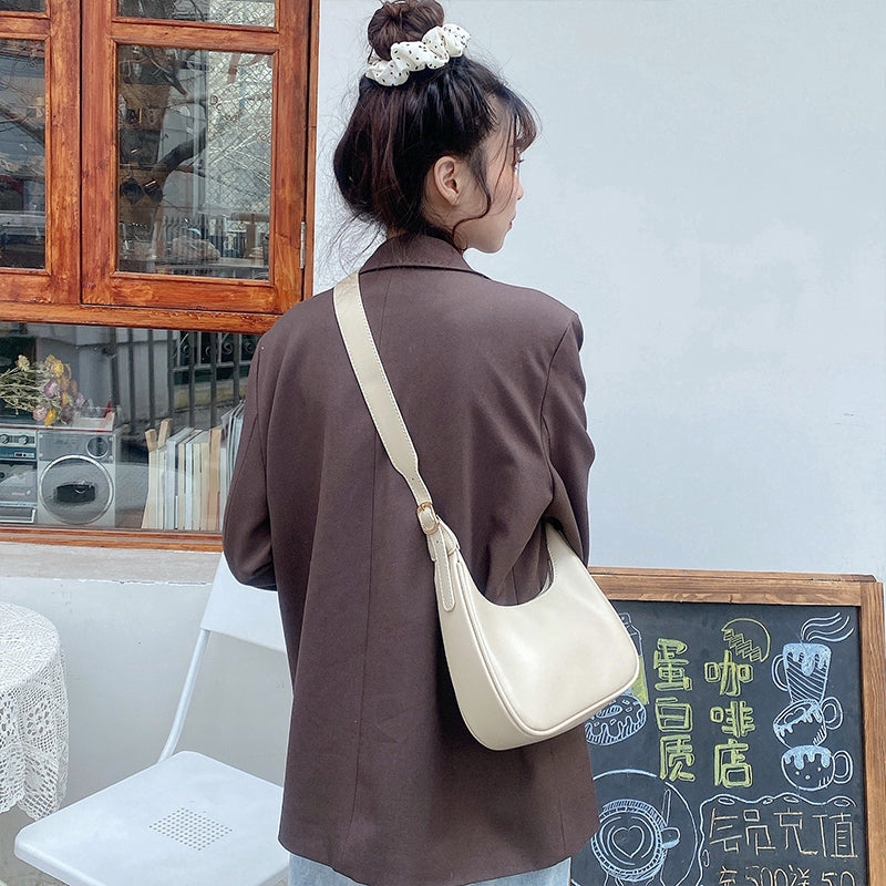 IELGY Baobao female retro armpit medieval bag hand-held crescent Single Shoulder Messenger dumpling baonv Chao