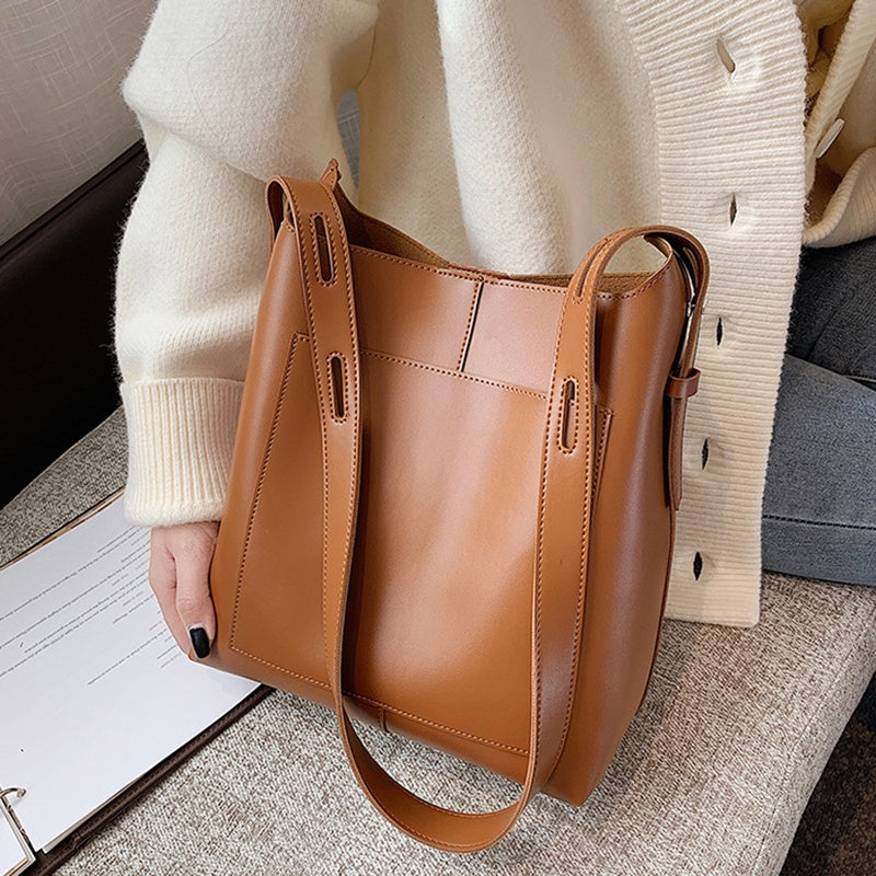 Ielgy bucket bag with large capacity of Korean fashion style for women
