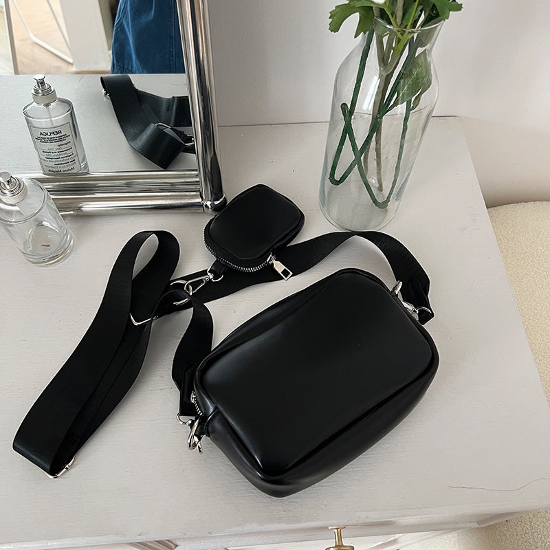 IELGY women's black simple personality three-in-one messenger bag