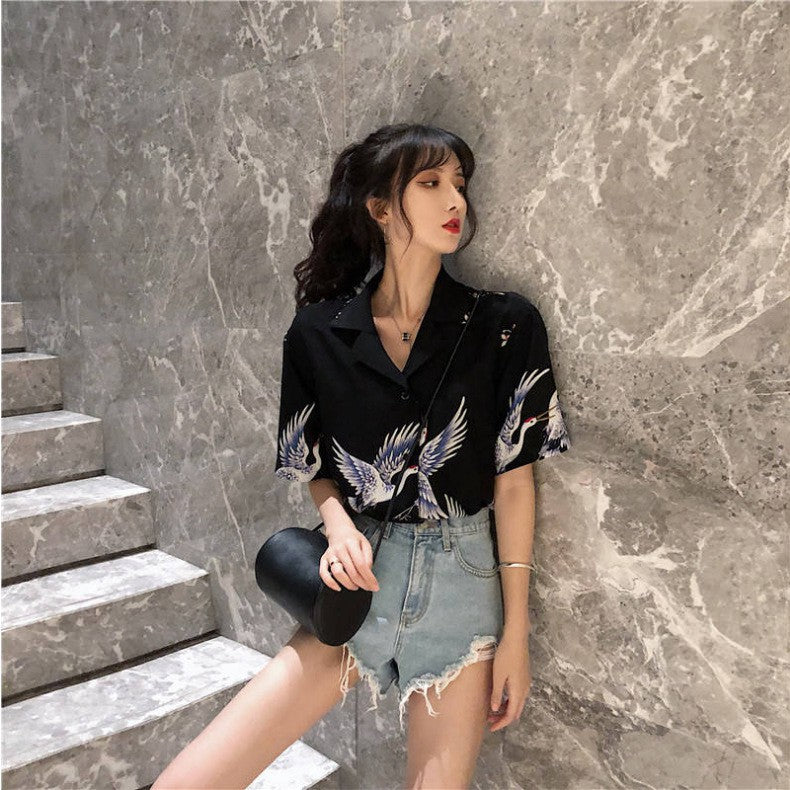 IELGY Retro wild loose printed short-sleeved shirt women summer V-neck temperament tops women 2 colors