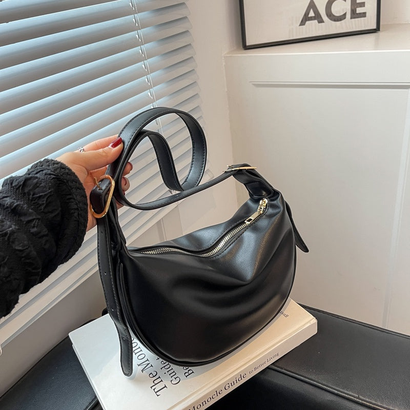 IELGY One-shoulder underarm bag women's high-end Western-style dumpling bag