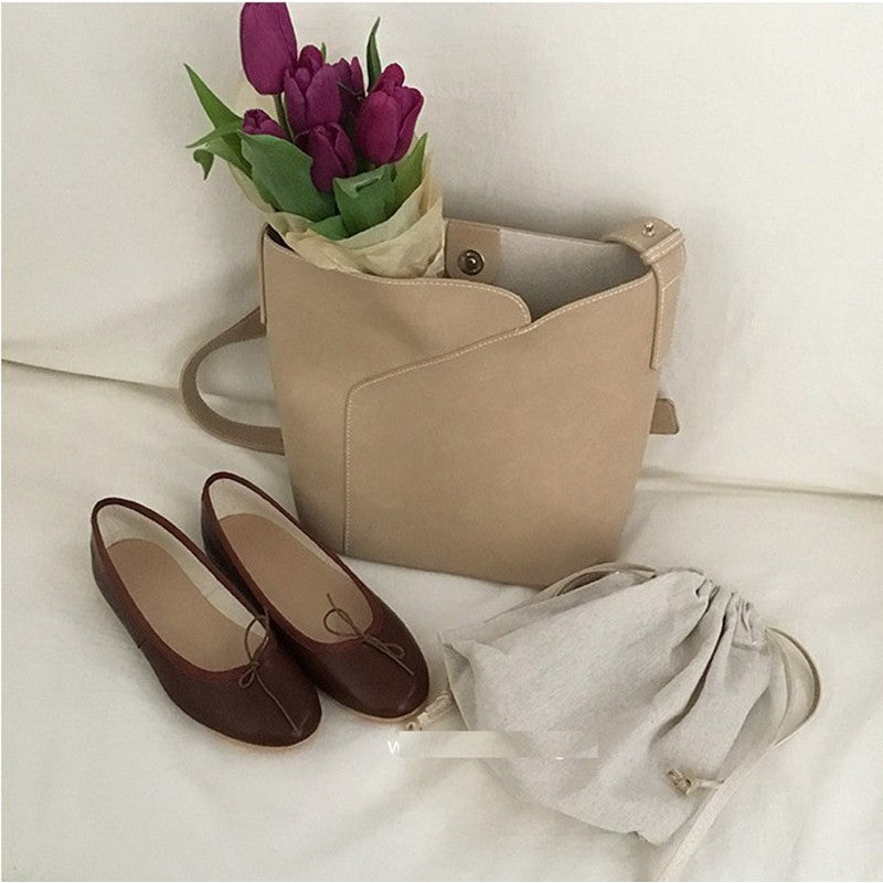 IELGY Bucket bag retro mosaic buckle hand shoulder bag