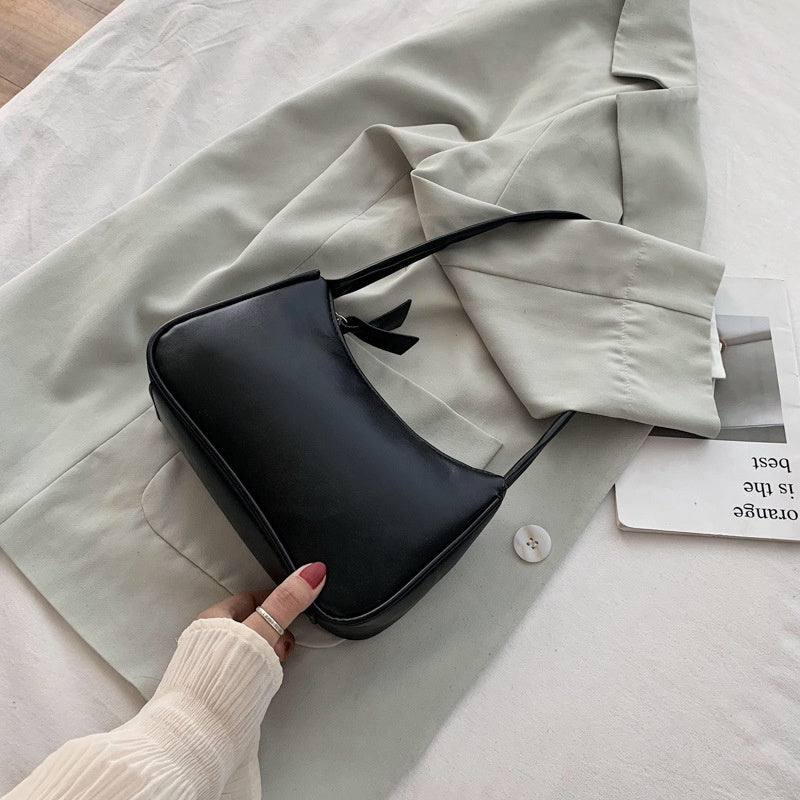 IELGY Women's fashion pure color one-shoulder bag hundred women bag tide.