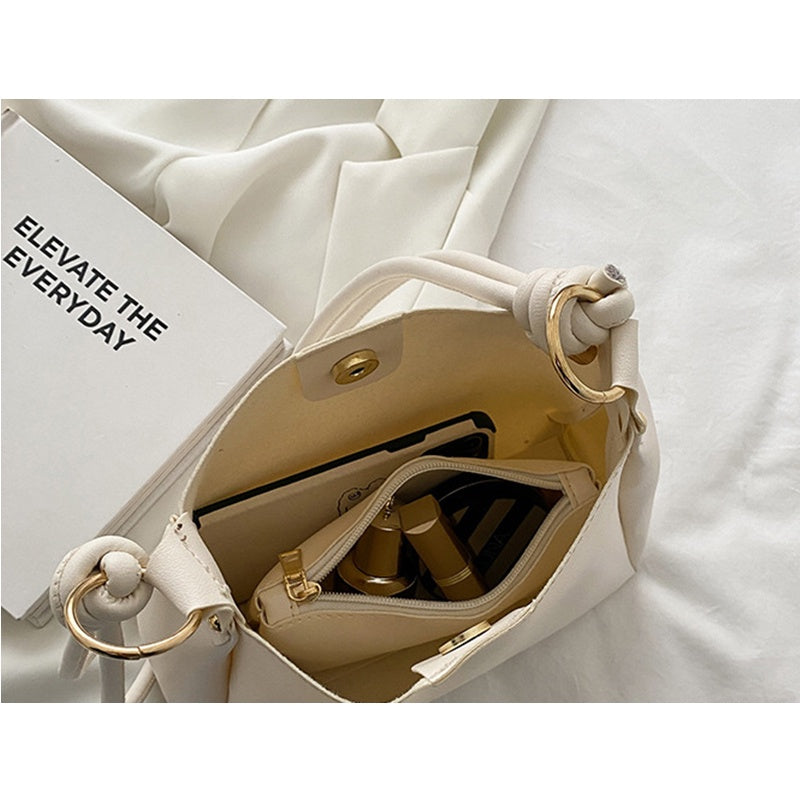 IELGY fashion small bag women retro small square bag