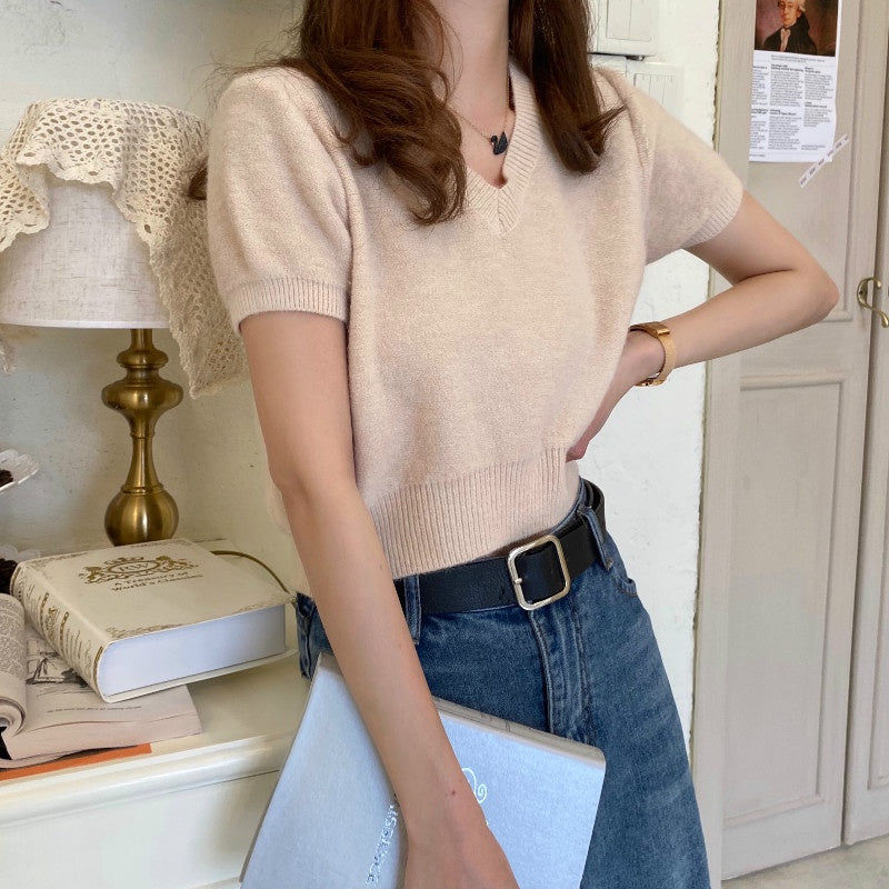 IELGY knitted short-sleeved T-shirt women summer new loose and thin short V-neck top T-shirt