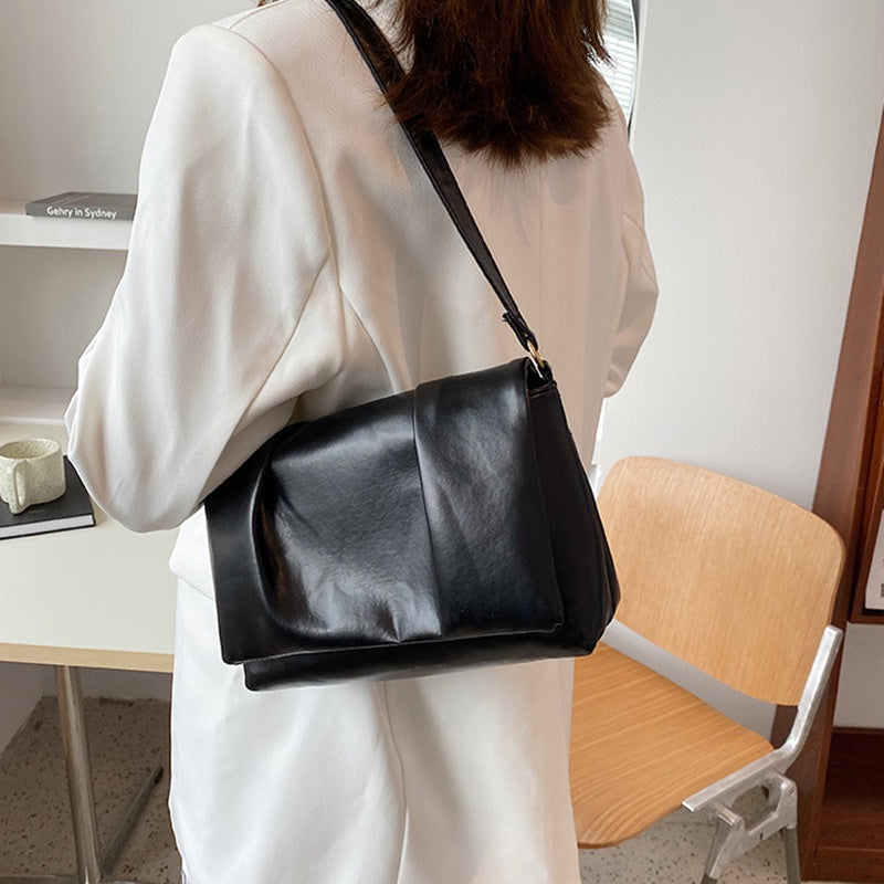 IELGY shopping texture western cloud bag small fresh one-shoulder chain