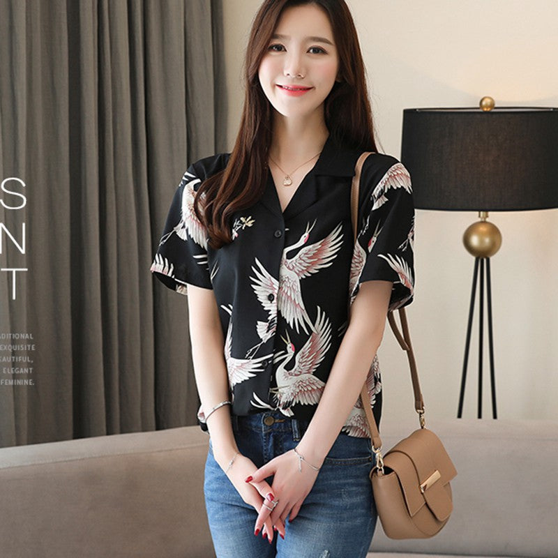 IELGY Retro wild loose printed short-sleeved shirt women summer V-neck temperament tops women 2 colors