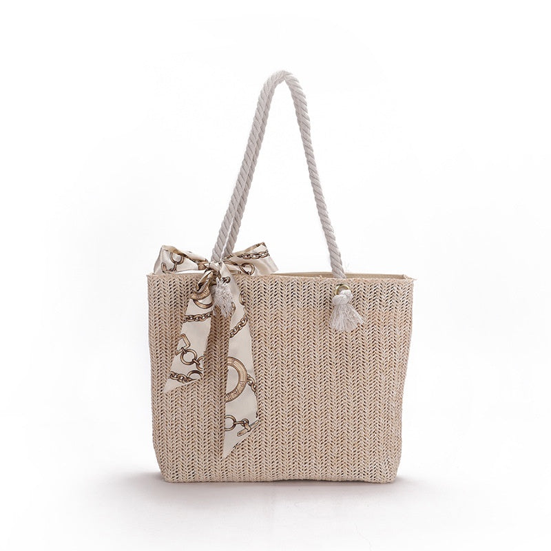 IELGY fairy style large-capacity bucket portable straw woven one-shoulder shopping bag