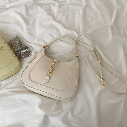 IELGY Horizontal square tide fashion underarm bag with high-grade western style hand-held