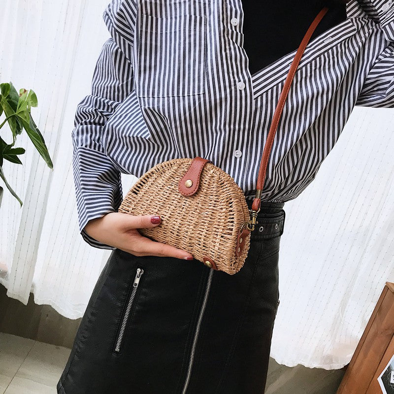 IELGY Straw bag shell bag shoulder Messenger bag beach bag