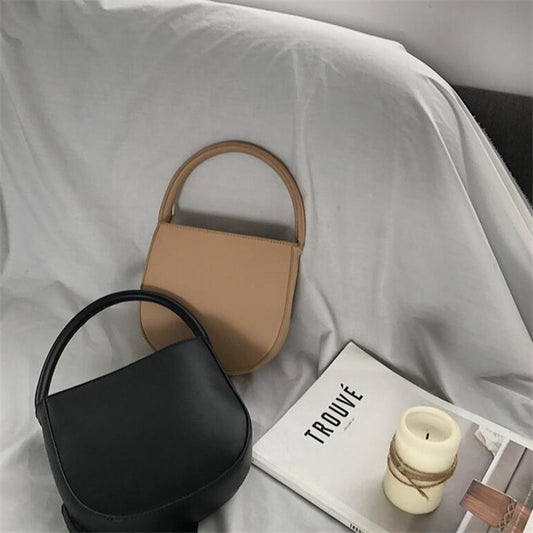 IELGY semi-circular portable diagonal shoulder handbag