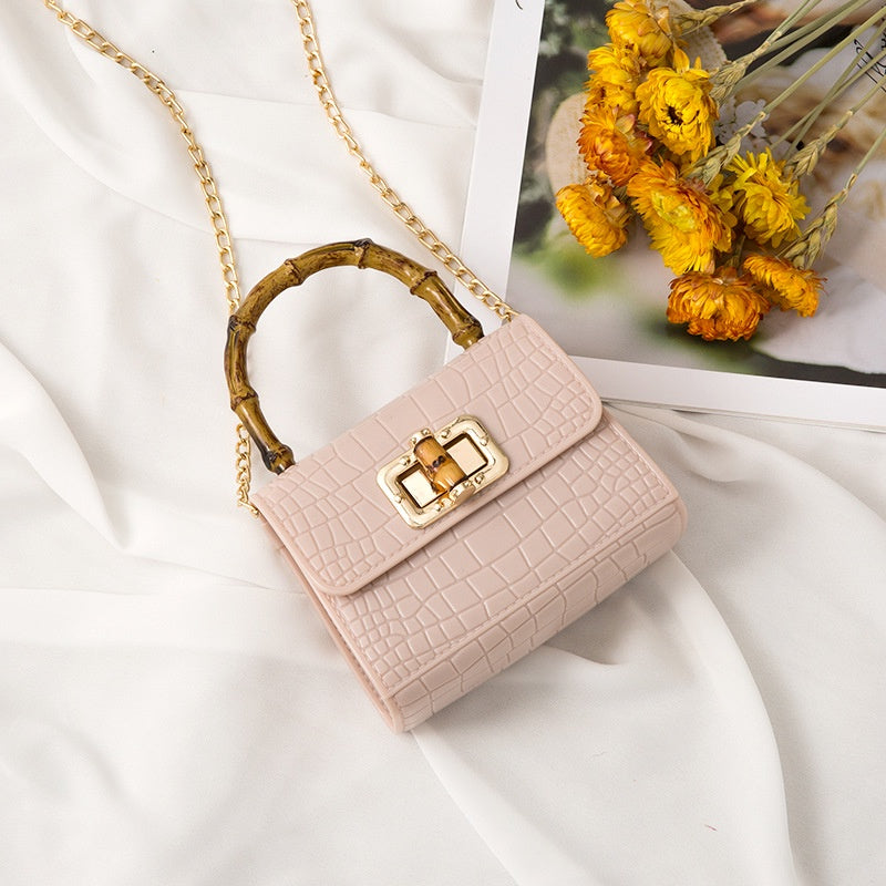 IELGY Korean version of the wild Messenger bag fashion handbag fairy bag