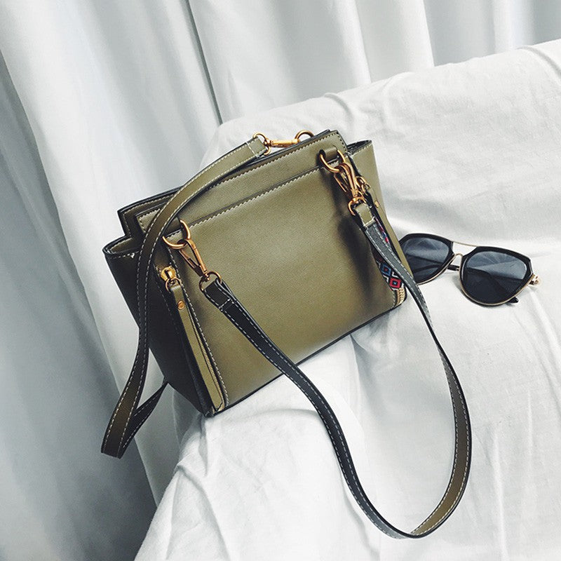 Korean bat bag hand bag shoulder bag