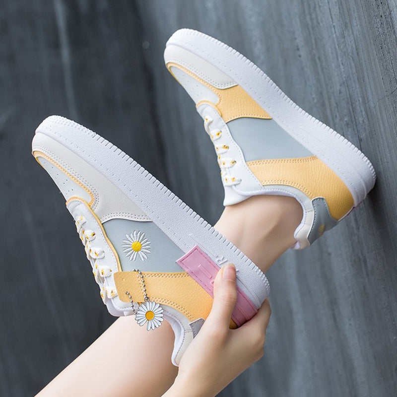 IELGY fashion ladies small daisy breathable port style casual white shoes