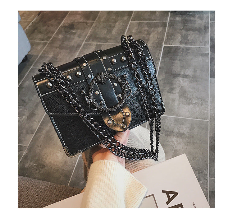 IELGY Women's bag shoulder bag all-match Crossbody chain square bag fashion Korean style solid color retro