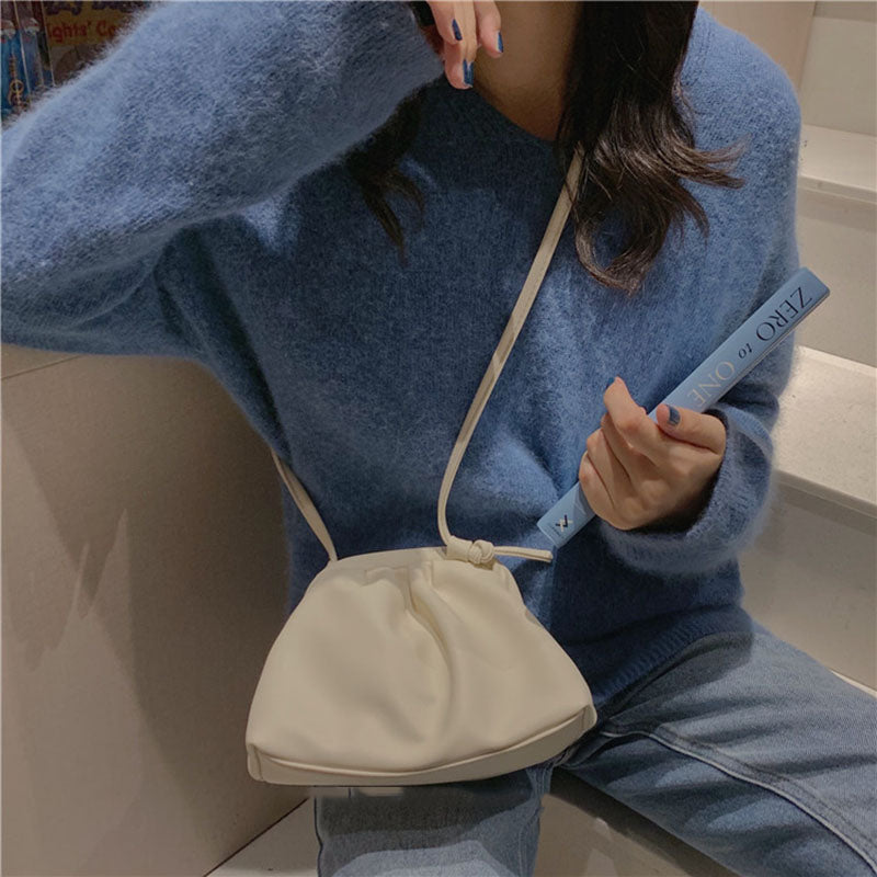 IELGY PU Woman's bag Diagonal Hand Soft skin White, clouds Black Dumpling One shoulder