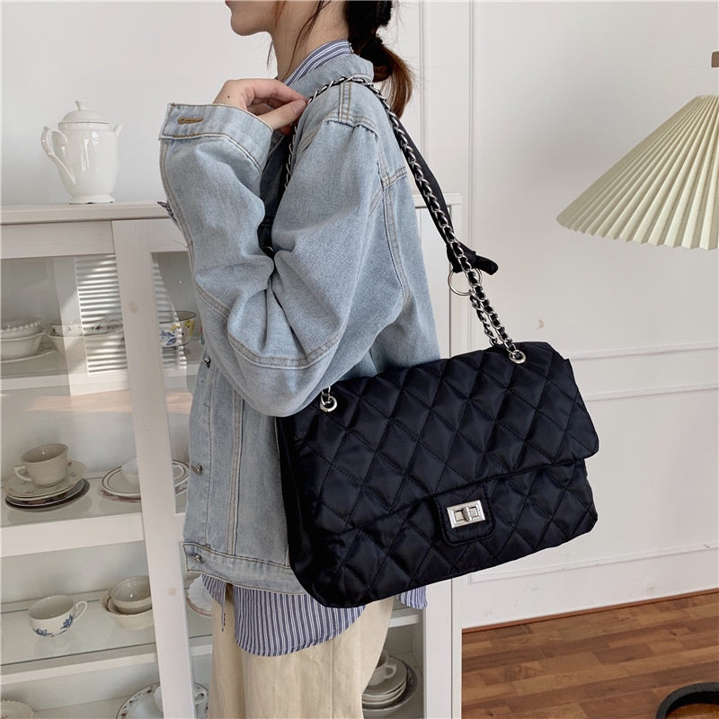 IELGY Women's Bags New Rhombus Large-capacity Nylon Bags Retro Chains Diagonal Shoulder Tote Bags