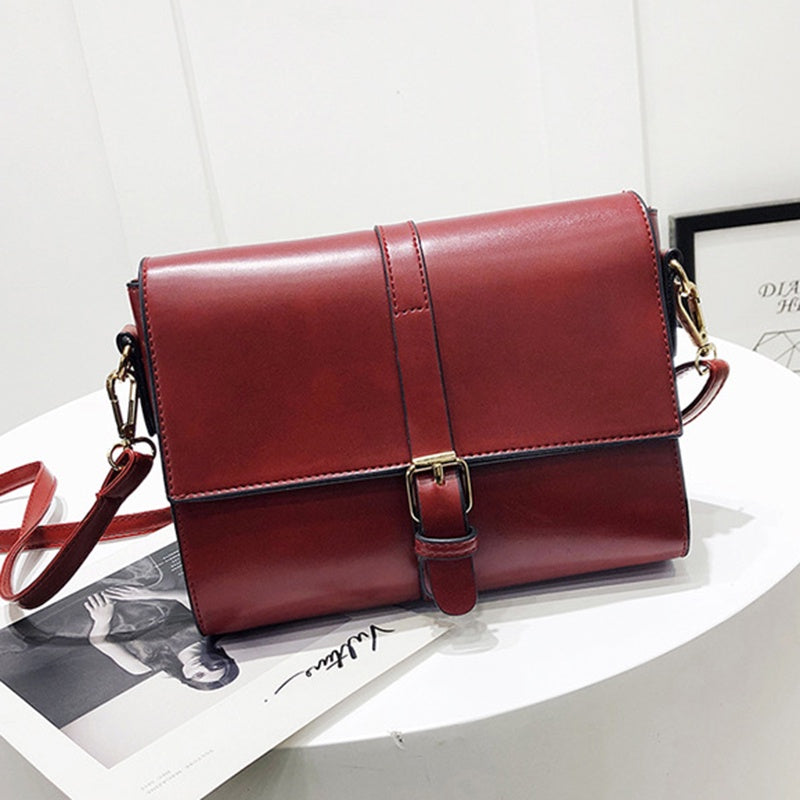 IELGY Korean version of solid color simple retro messenger small square bag