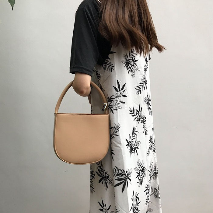 IELGY semi-circular portable diagonal shoulder handbag