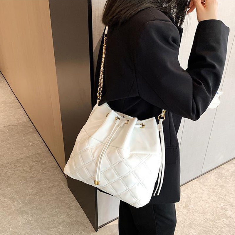 IELGY women's diamond all match chain messenger bucket bag