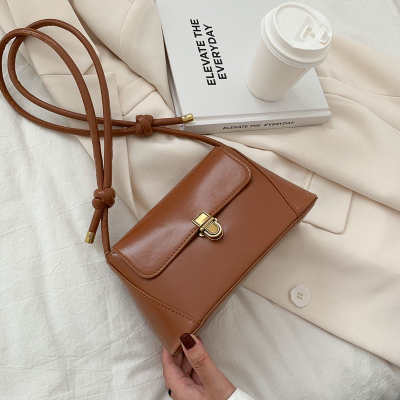 IELGY Stylish one-shouldered underarm with creamy brown high-quality women's bags