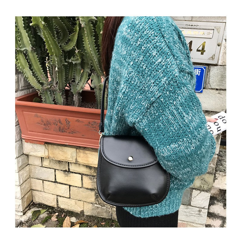 IELGY Retro Small Square Shoulder Messenger Bagshoulder crossbody women simple bag classic street fashion laptop shoulder bag for women