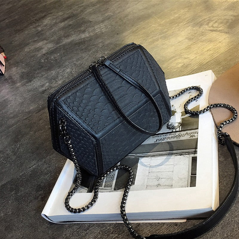 IELGY Chain bag handbags fashion Korean version of the rhombus wild Messenger bag girl bag mini