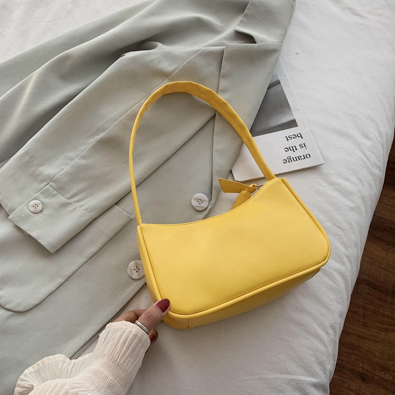 IELGY Women's fashion pure color one-shoulder bag hundred women bag tide.
