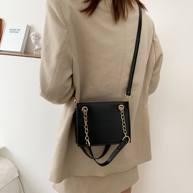 IELGY Korean version of all-match ins handbag female fashion trendy one-shoulder messenger bag
